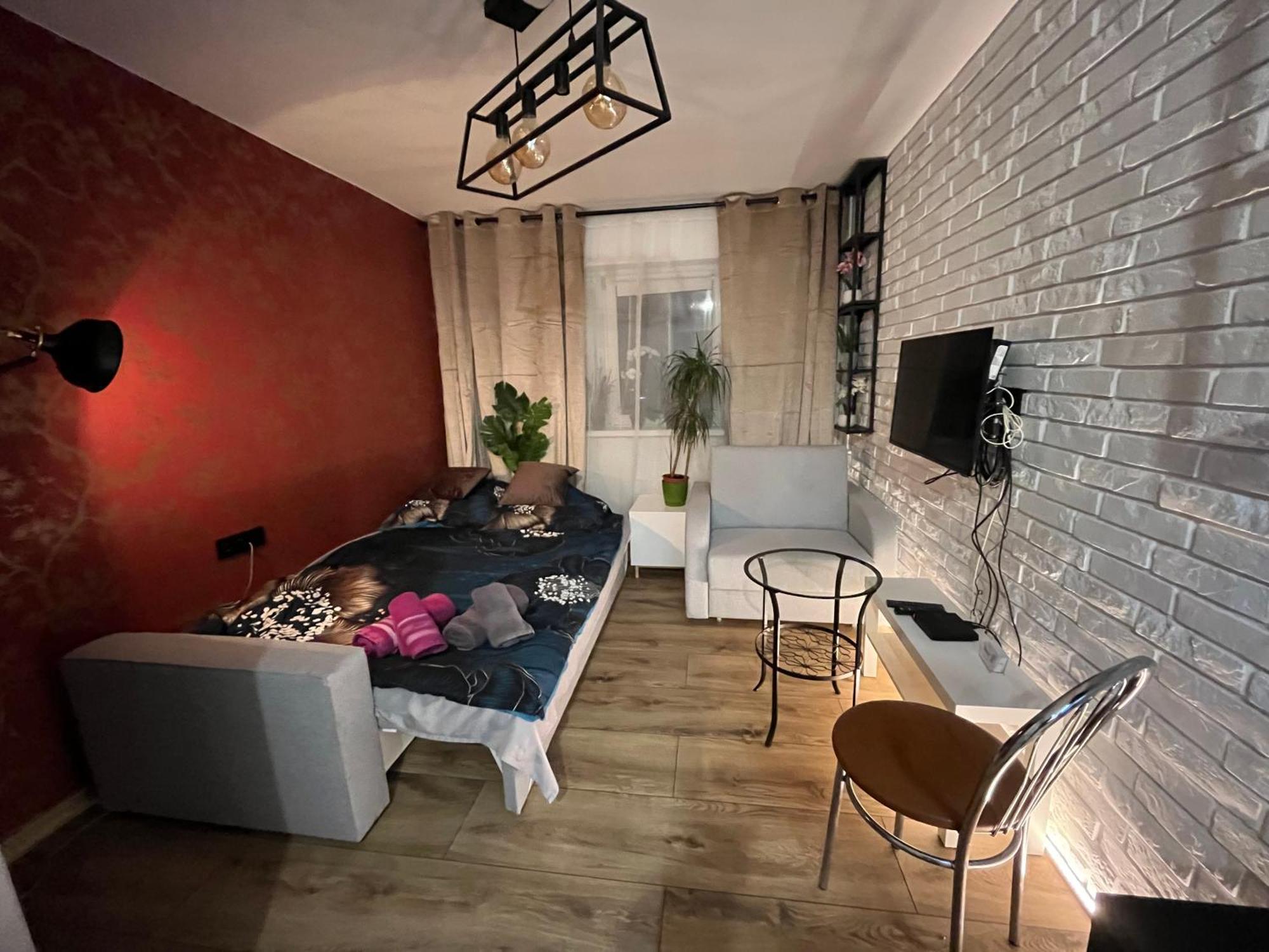 Kameralna Kawalerka W Stylu Loftu Blisko Centrum Warsawa Bagian luar foto